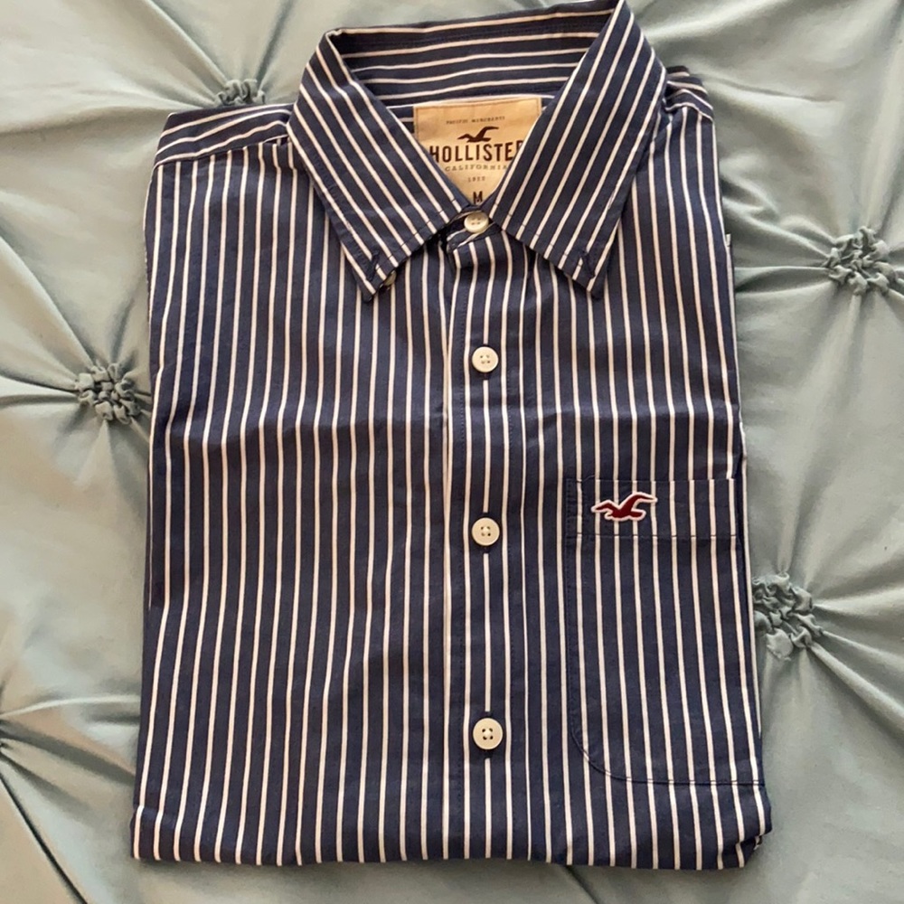Hollister size Medium men’s long sleeve shirt